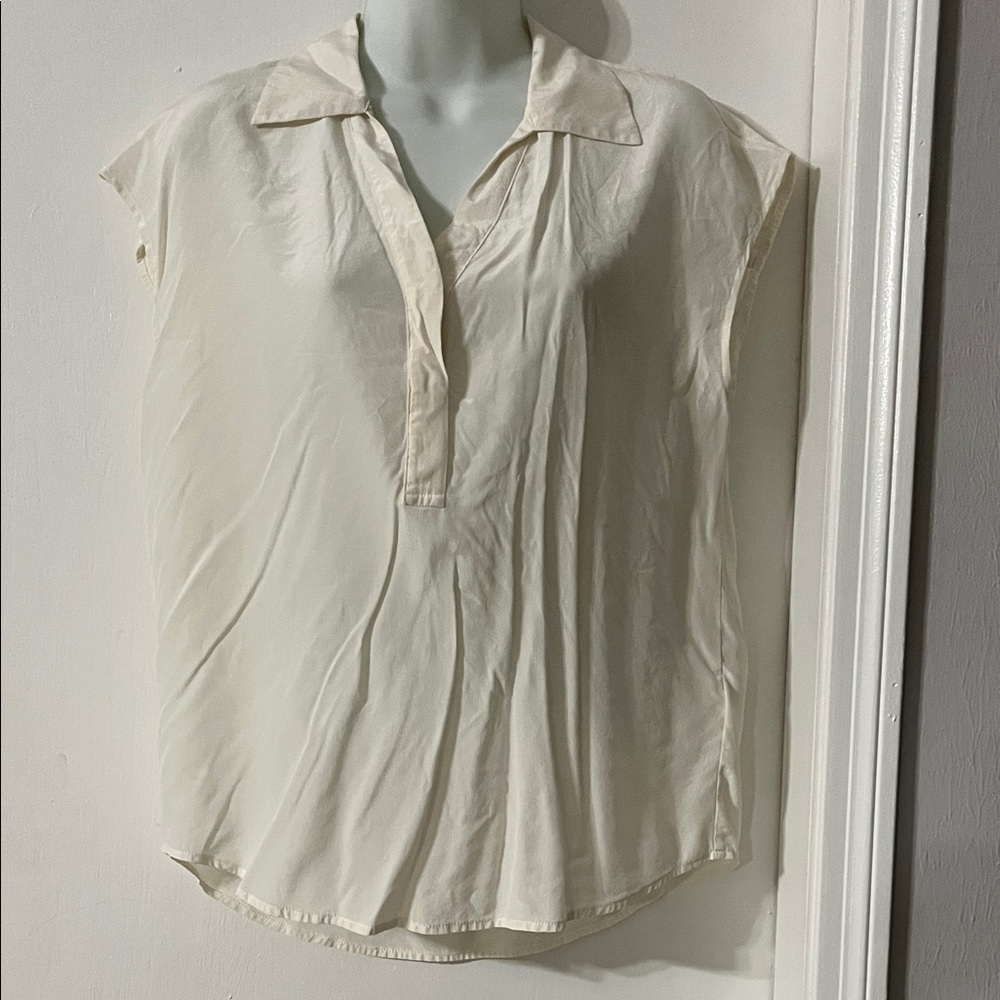 Club Monaco silk Elegant Cream Women's Top